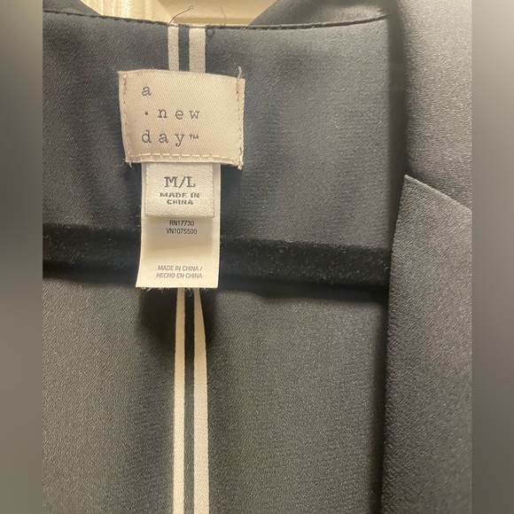 A new Day - Sleeveless Open-Front Longline Vest - Picture 2 of 5